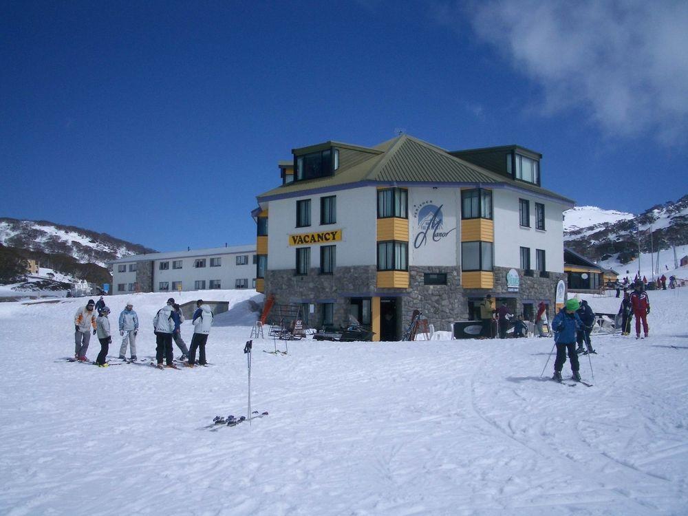 Perisher Manor Hotel เพอริชเชอร์วัลเลย์ ภายนอก รูปภาพ