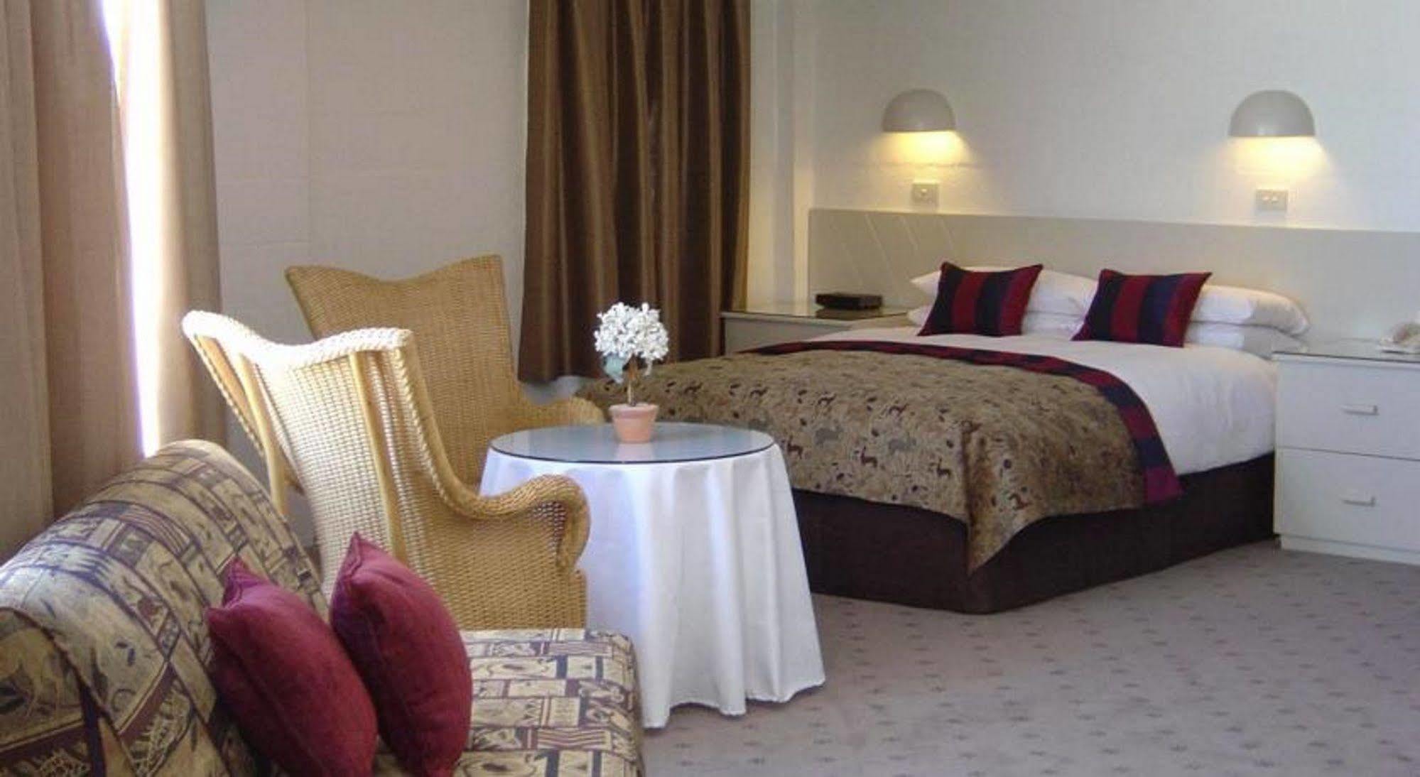 Perisher Manor Hotel เพอริชเชอร์วัลเลย์ ภายนอก รูปภาพ